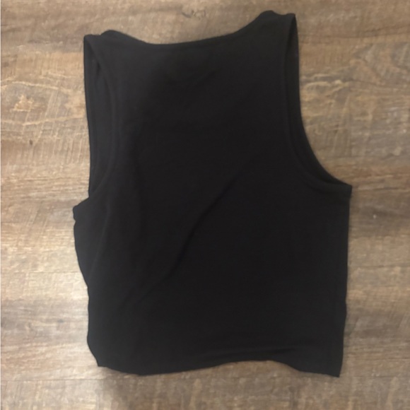 GAP Black Sleeveless Tank Top - Picture 2 of 2